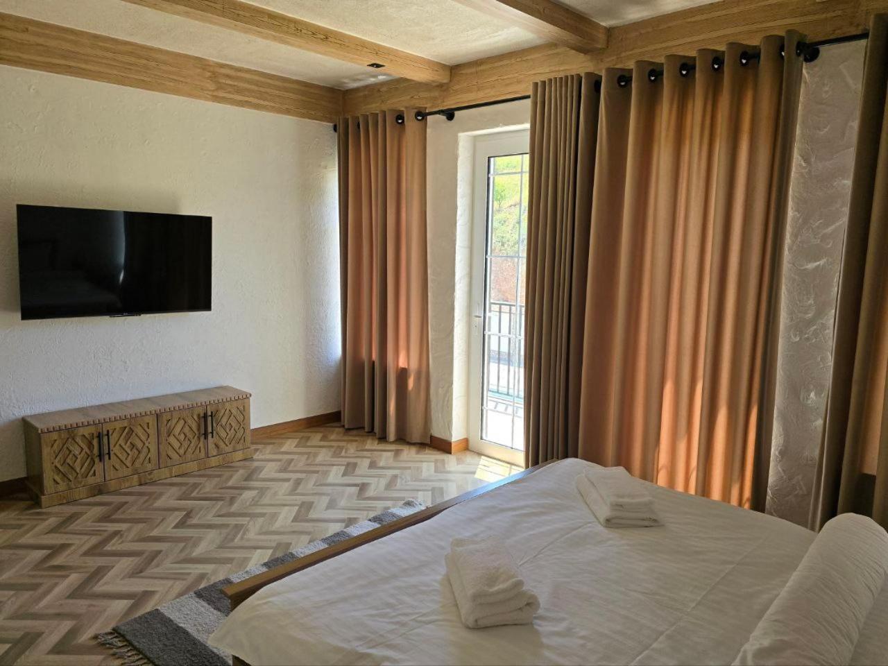 Pana Hotel Gazalkent Exterior photo