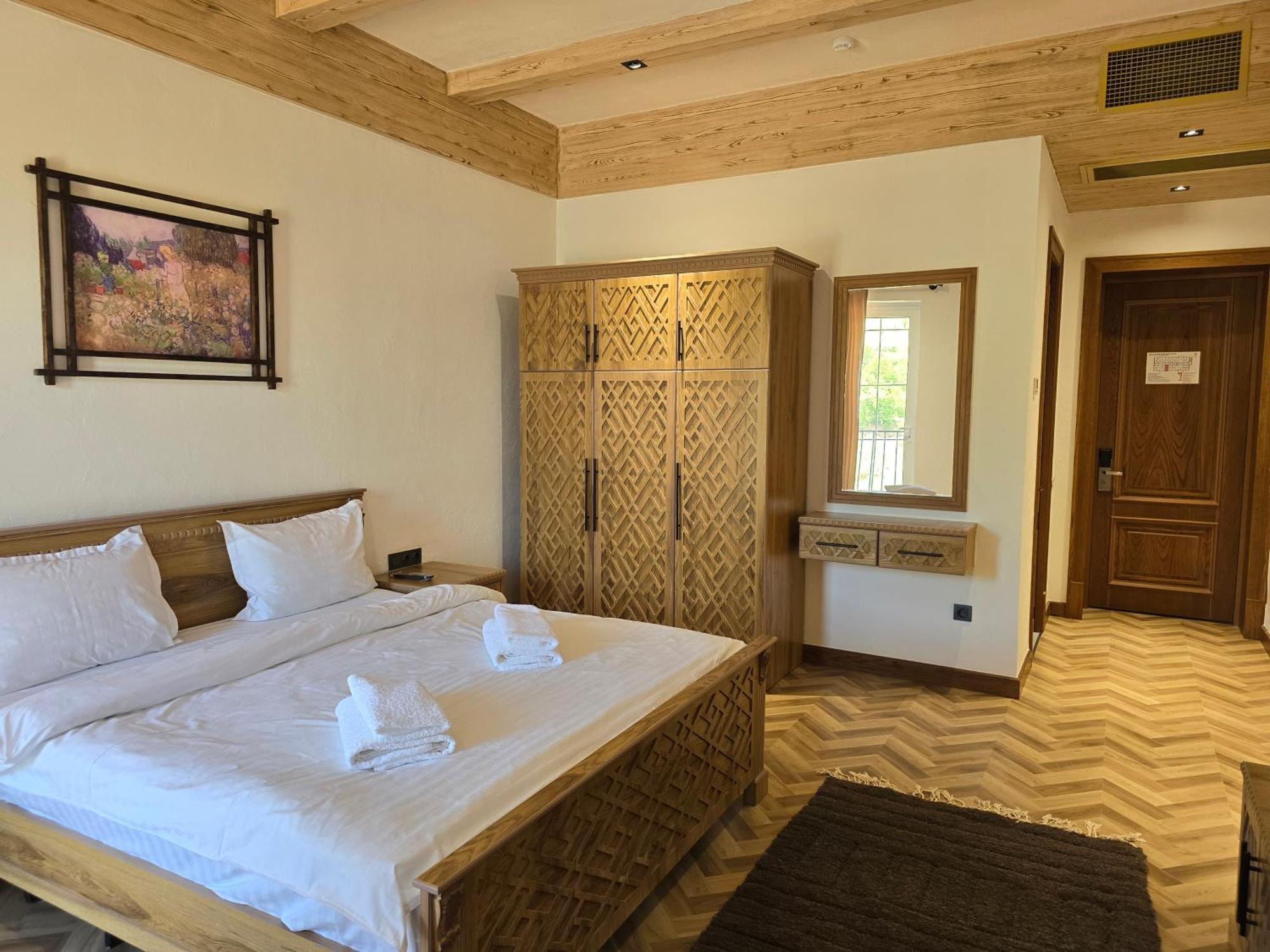 Pana Hotel Gazalkent Exterior photo