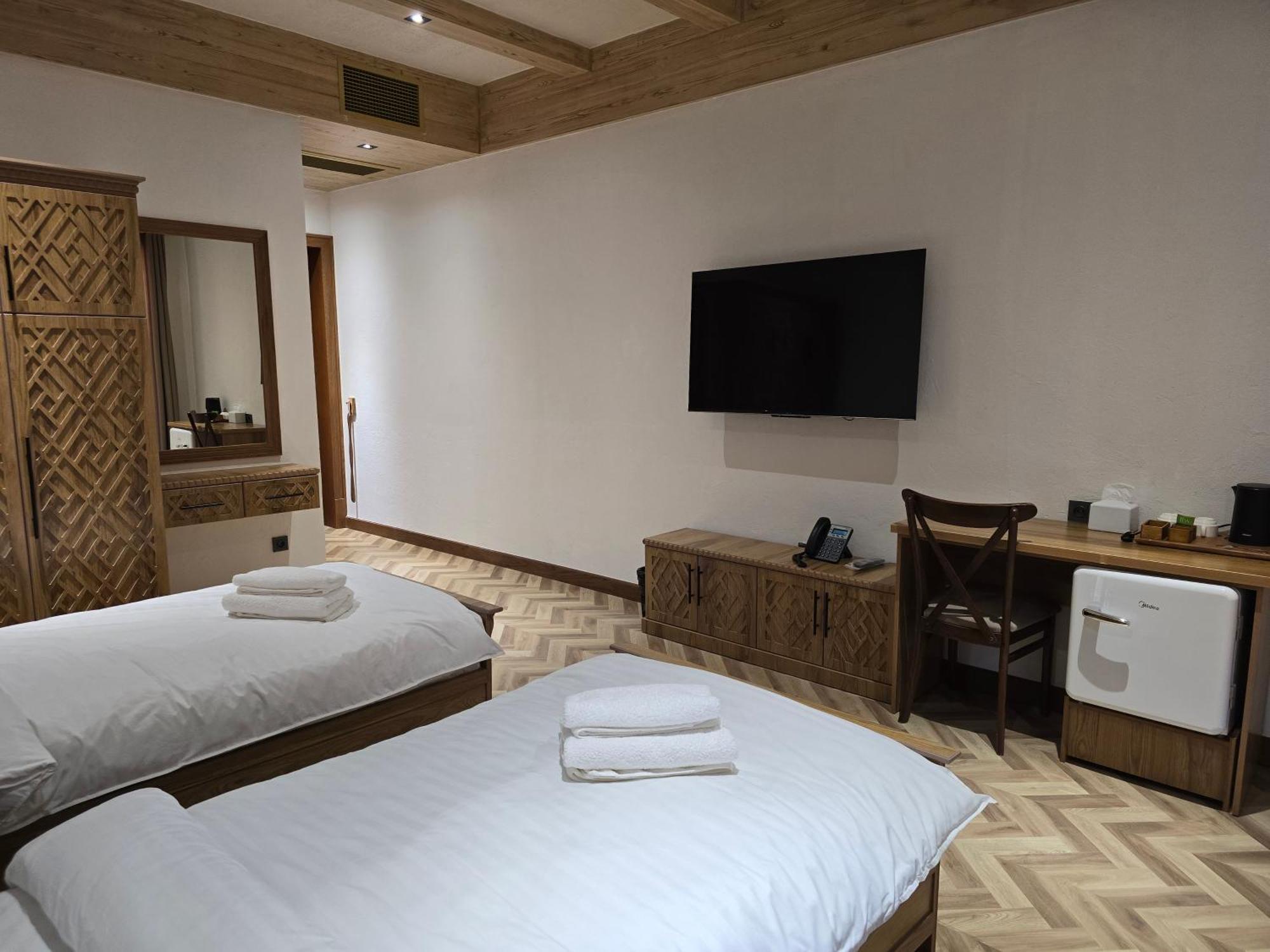 Pana Hotel Gazalkent Exterior photo