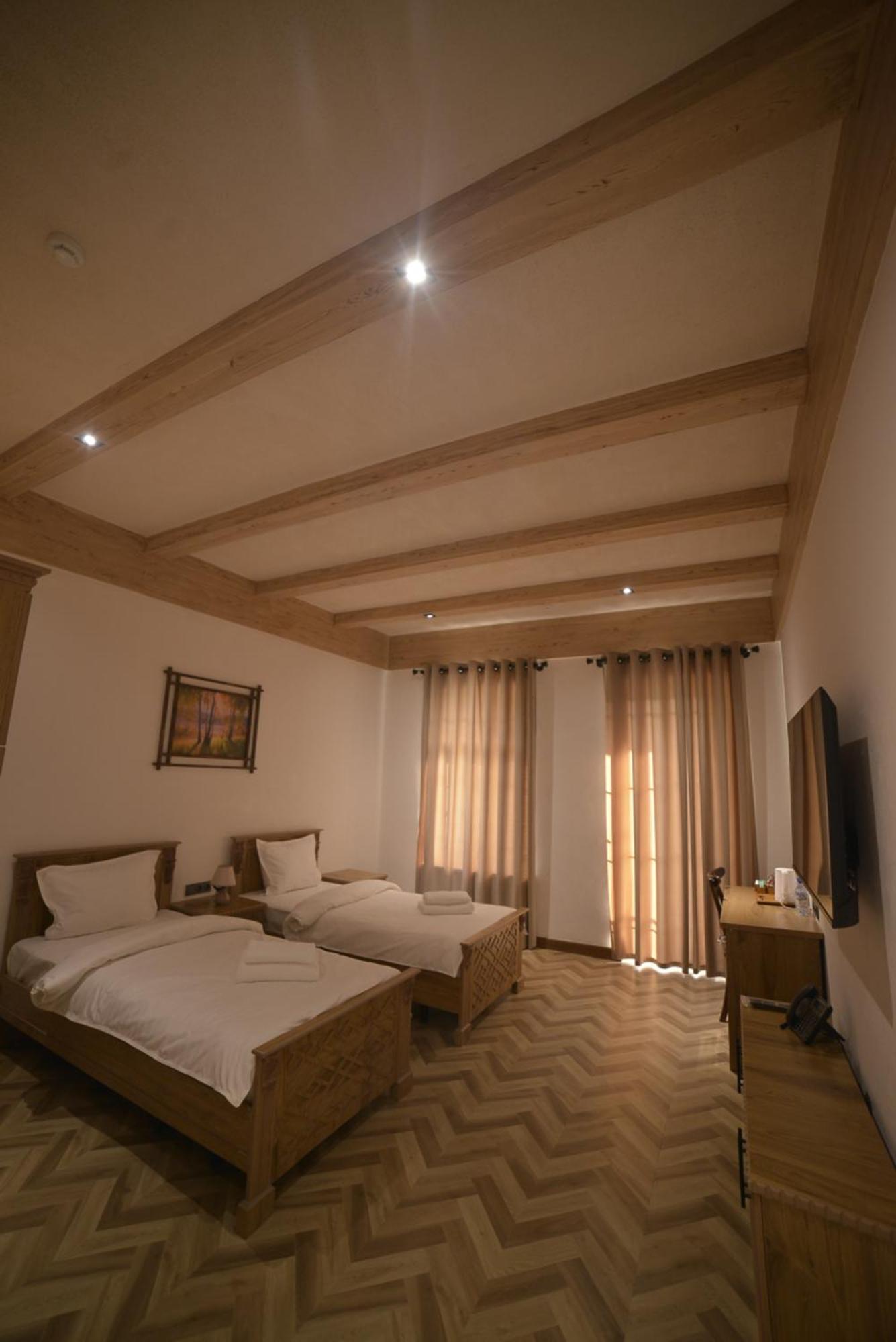 Pana Hotel Gazalkent Exterior photo